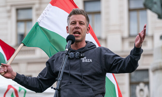 Magyar Ficónak: Akkor tudunk egyeztetni, ha hatályon kívül helyezik a felvidéki magyarokat börtönnel fenyegető jogszabályt