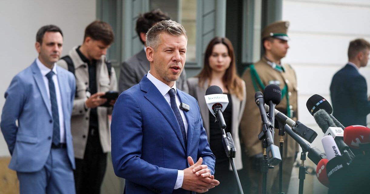 Magyar Péter Sulyok Tamás államfő lemondását kérte