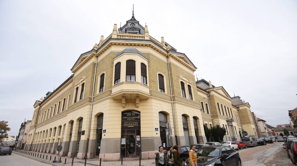 <span class="entry-title-primary">„Ha tudtam volna, hogy a Matica srpska a haladóké, nem is énekeltem volna ott”</span> <span class="entry-subtitle">A Matica srpska lemondta Katarina Jovanović koncertjét, mert a belgrádi tüntetésen énekelt</span>