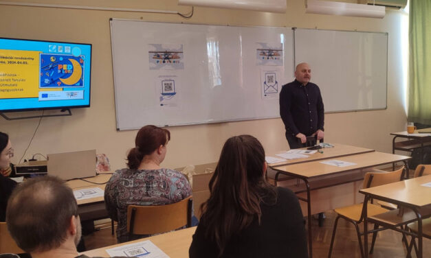 Multiplikációs rendezvény tanároknak és szülőknek