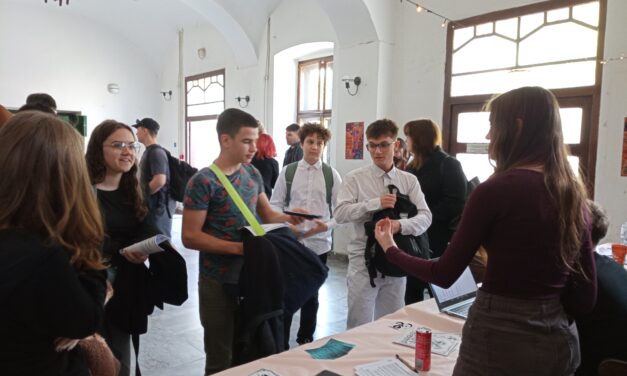 Elstartolt a Középiskolások Művészeti Vetélkedője