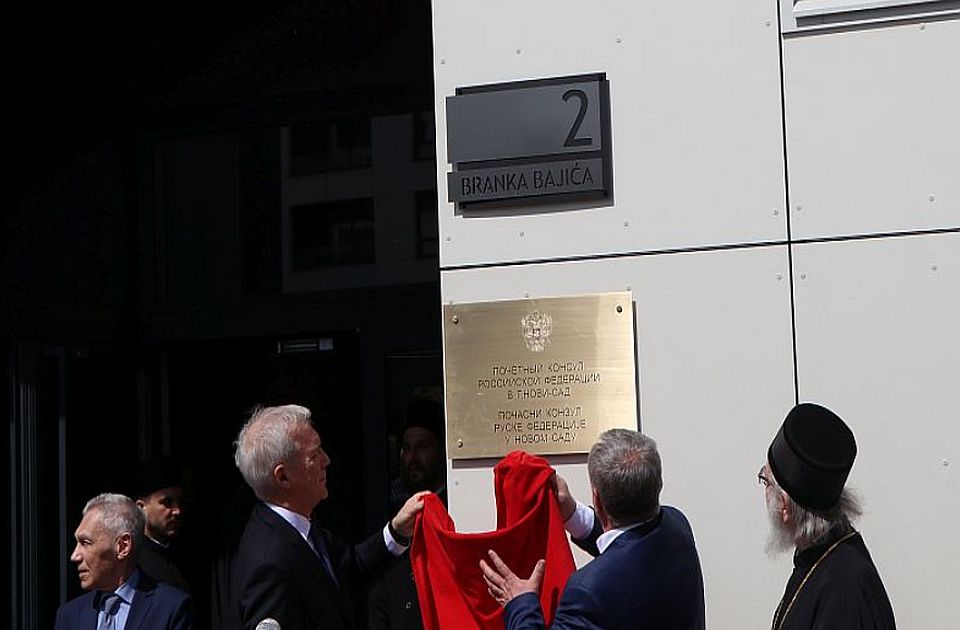 Orosz konzulátus nyílt Újvidéken, Dušan Bajatović lesz a konzul