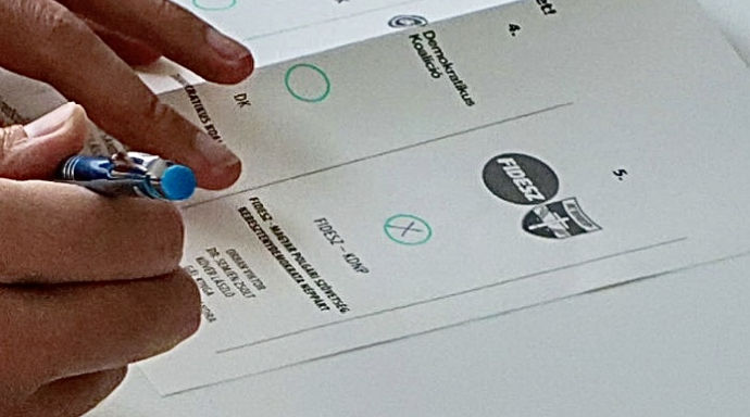 Pásztornak üzent a Tisza Párt elnöke