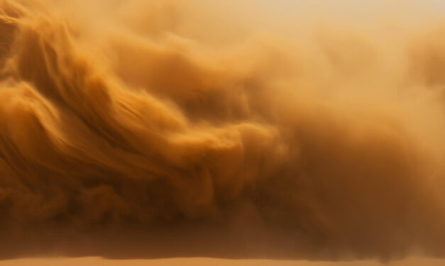 Narancssárga por lepte el Krétát és a Kikládok szigeteit