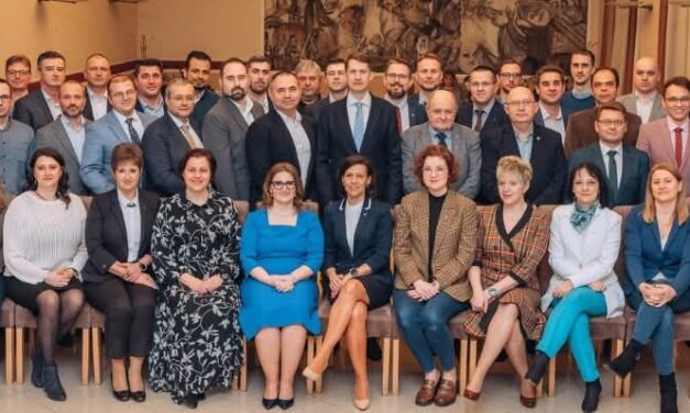 Kiss Ervin: A VMSZ elnöksége mondjon le!