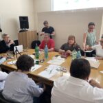 Bódis Gábor: Süket fülek kerekasztal mellett
