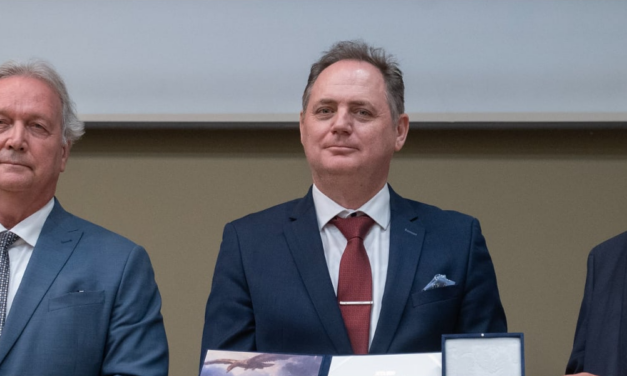 Lukity Tibort Arany János-éremmel tüntették ki Budapesten