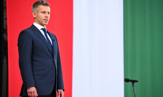 Magyar Péter: Orbánnak 38 millió forint végkielégítés járna, nem kapja meg