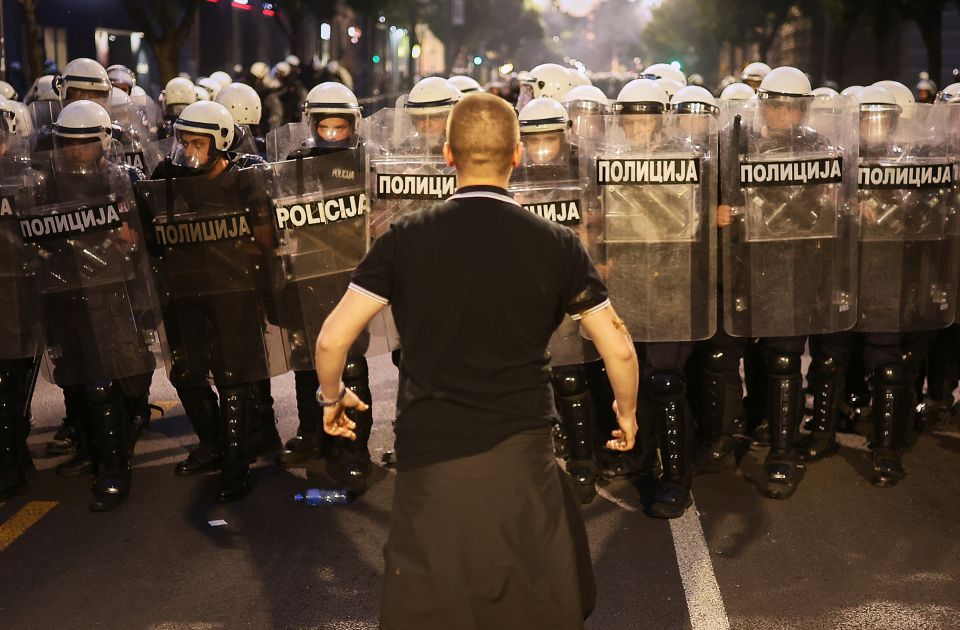„Vučić egy nagyon megrémült ember”