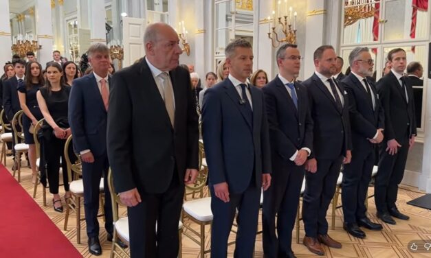 Megalakult a Tisza-kormány