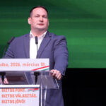 Harminc százalékkal magasabb az MNT tisztségviselőinek a fizetése az átlagbérnél