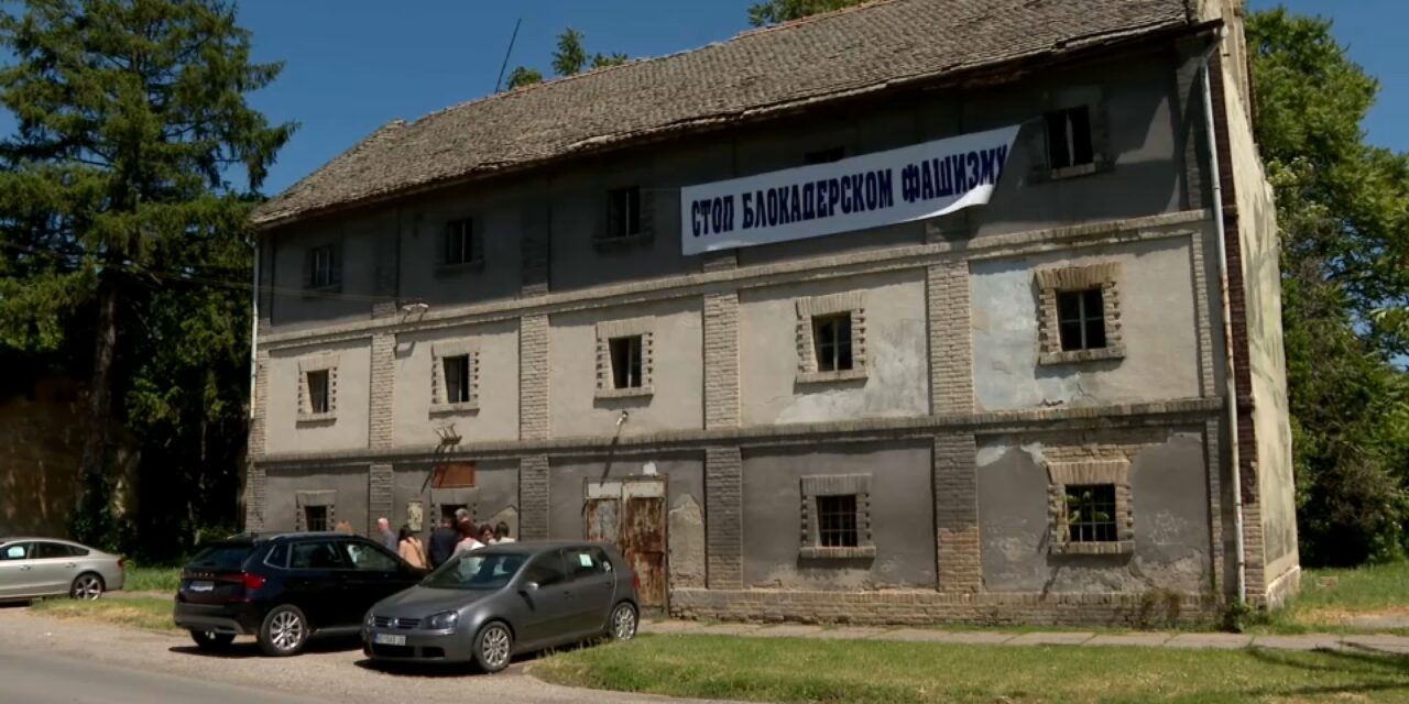 Sértő graffitik árasztották el Vajdaságot