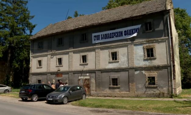 Sértő graffitik árasztották el Vajdaságot