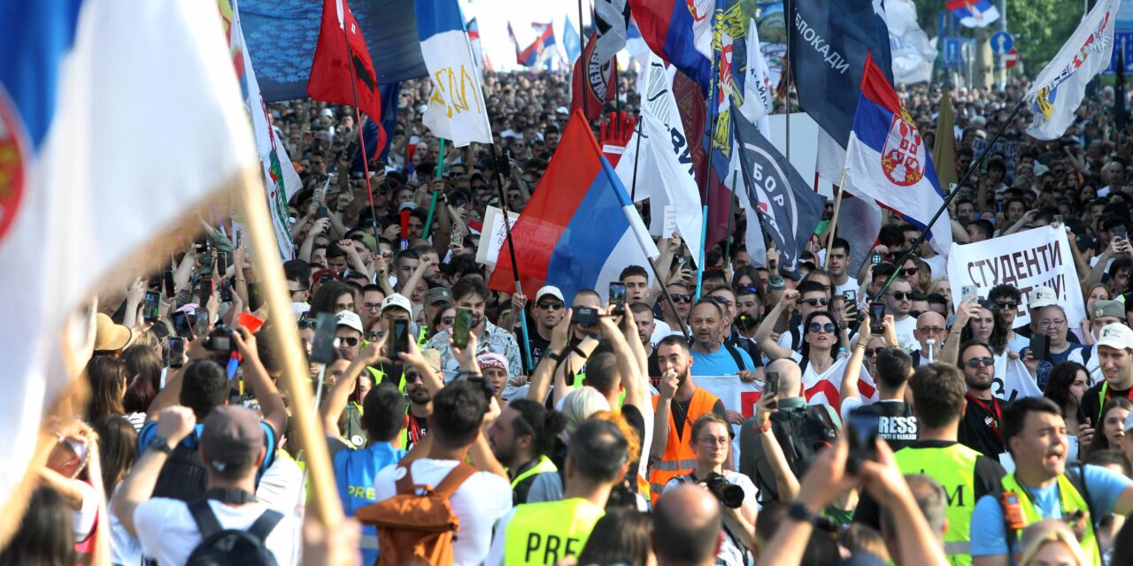 Ezekről beszéltek a Slaviján