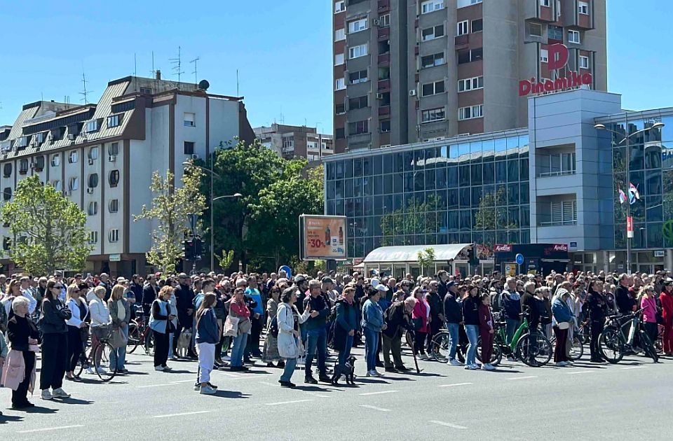 A 18 hónappal ezelőtti tragédiára emlékeztek Újvidéken