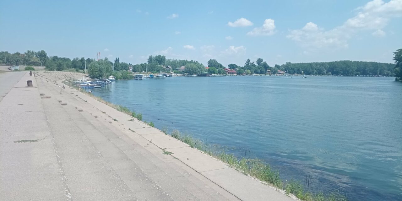 Egy férfi holttestét emelték ki a Tiszából