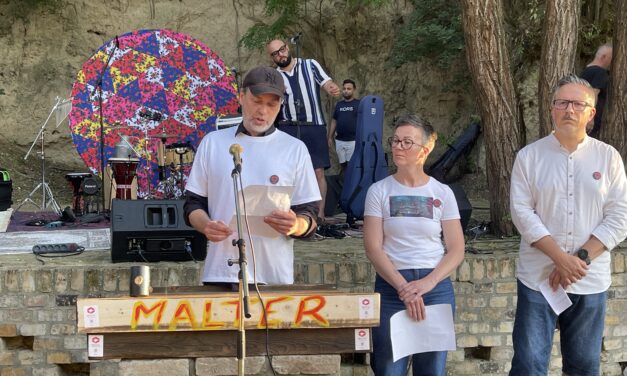 Malter, a közösség kötőanyaga