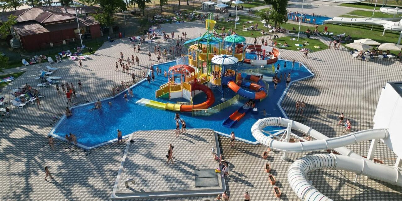 A hétvégén megnyílnak a Palicsi Aquapark kültéri medencéi