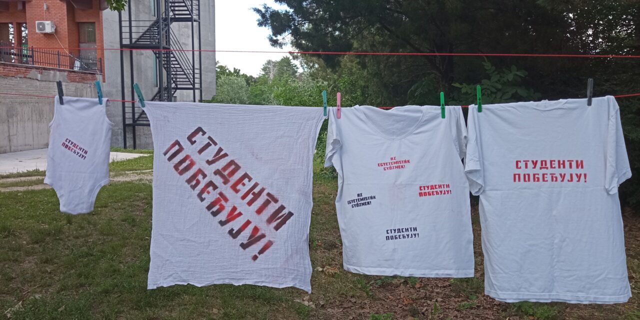 Az egyetemisták nyomtattak, a haladók tétlenül tébláboltak Óbecsén (galéria)