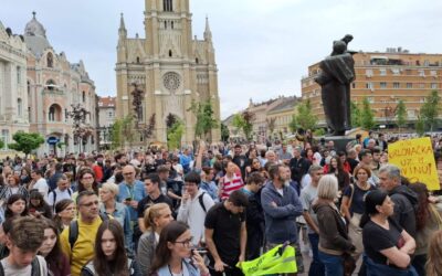 „A Jovina védelme Szerbia védelme” Diákok, szülők és tanárok ismét tüntettek Újvidéken