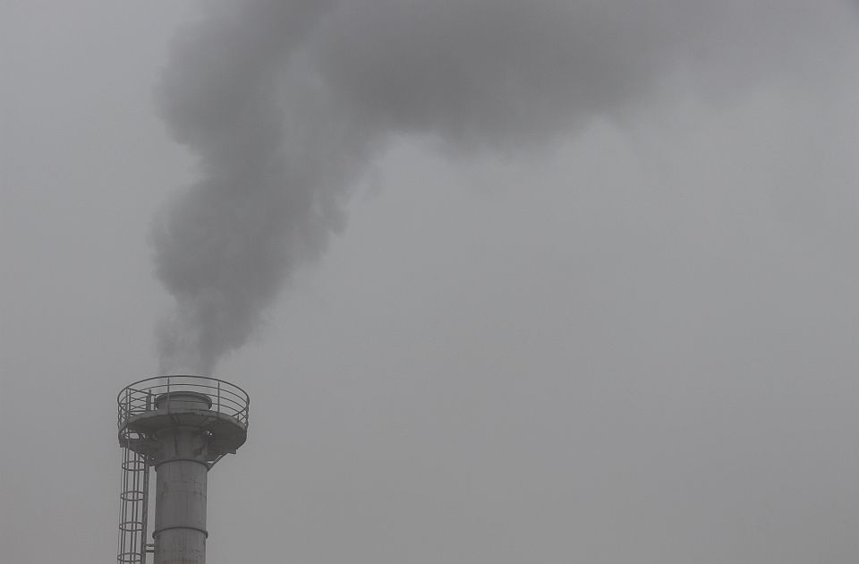 A belcsényiek a cementgyár azonnali ellenőrzését követelik a kellemetlen szagok miatt