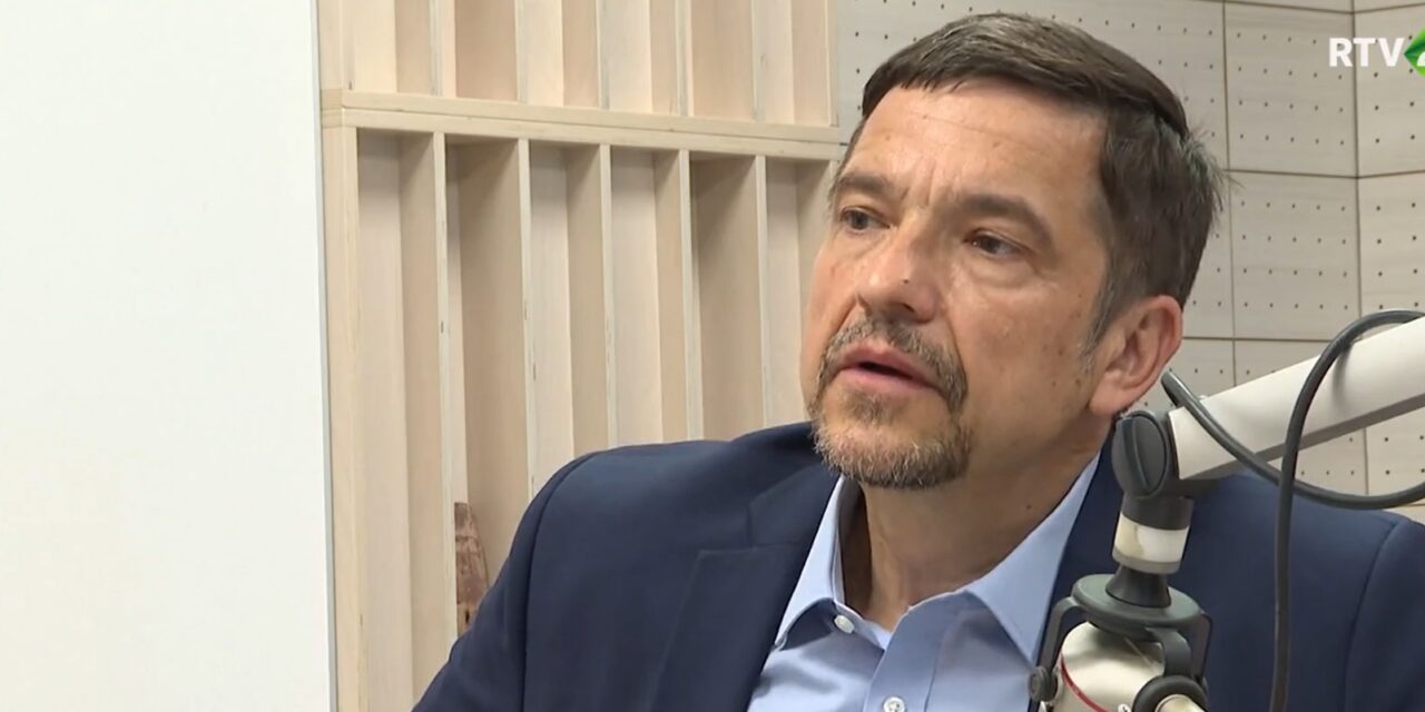 Korhecz Tamás: Miért fogadtam el a VMSZ alkotmánybírói jelölését?