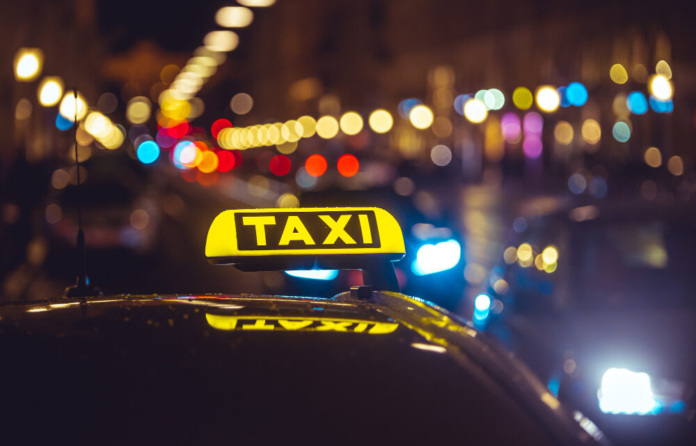 Elrabolták, megverték és Mladenovacig fuvaroztatták magukat a taxissal, majd kirabolták