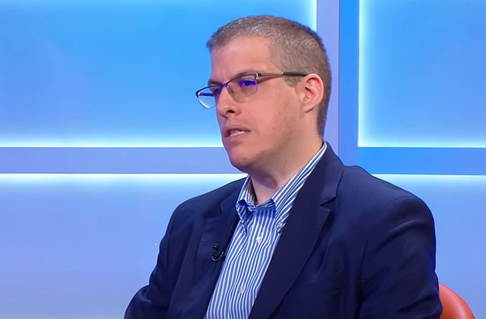 Vučić meghallgatását sürgeti egy koszovói tömeggyilkosság ügyében az áldozatok ügyvédje