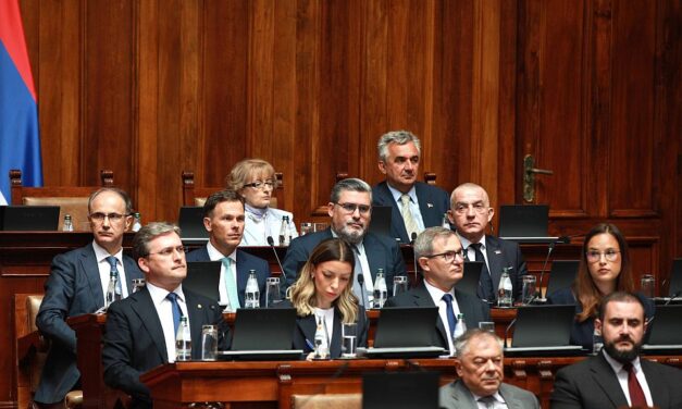 „A jelenlegi kormánynak sem tudása, sem káderállománya nincs”