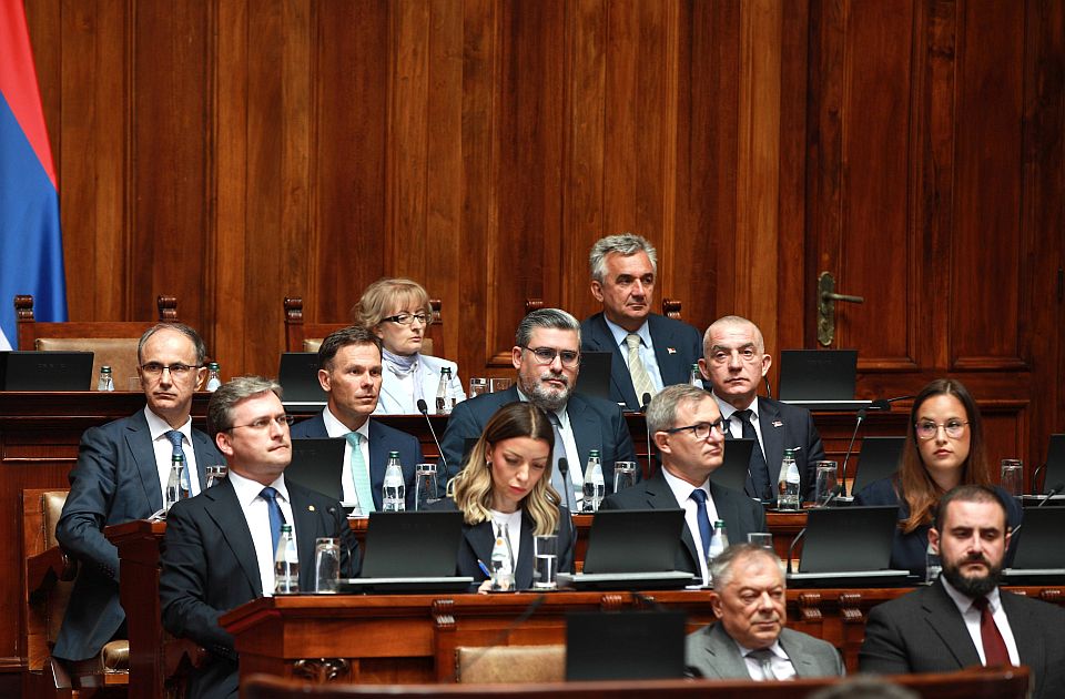 „A jelenlegi kormánynak sem tudása, sem káderállománya nincs”