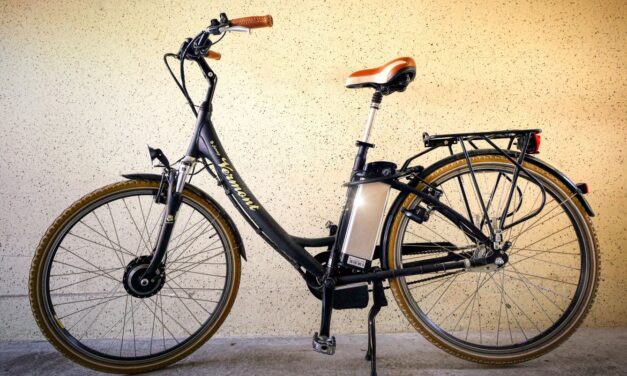 Elektromos kerékpár vagy segédmotorkerékpár?