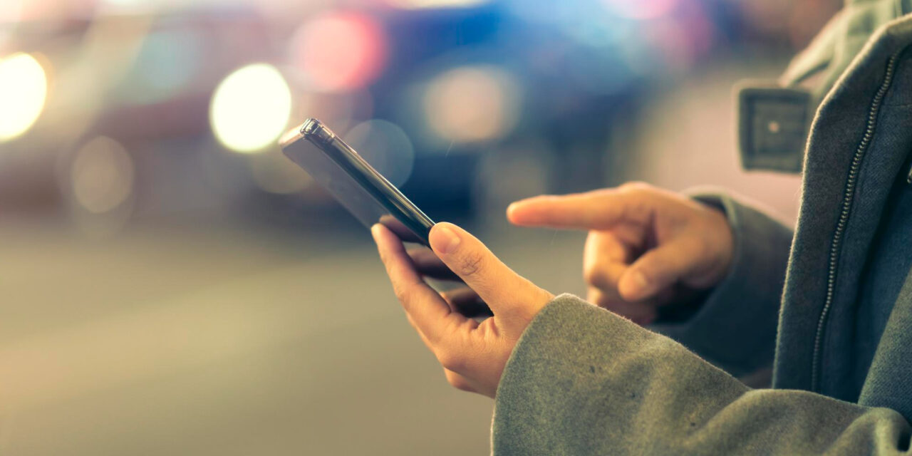Hogyan változtatják meg az okostelefonok a mobilszórakoztatást?