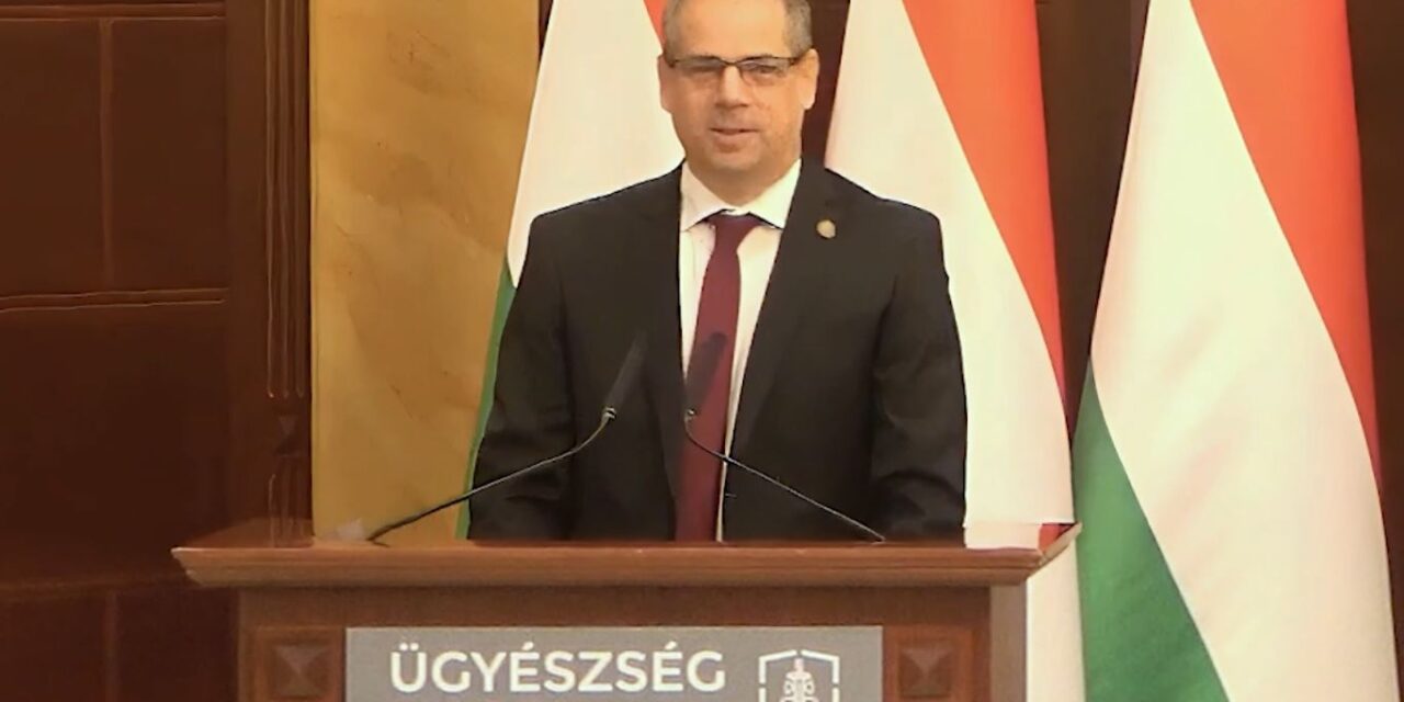 Lemondott a legfőbb ügyész