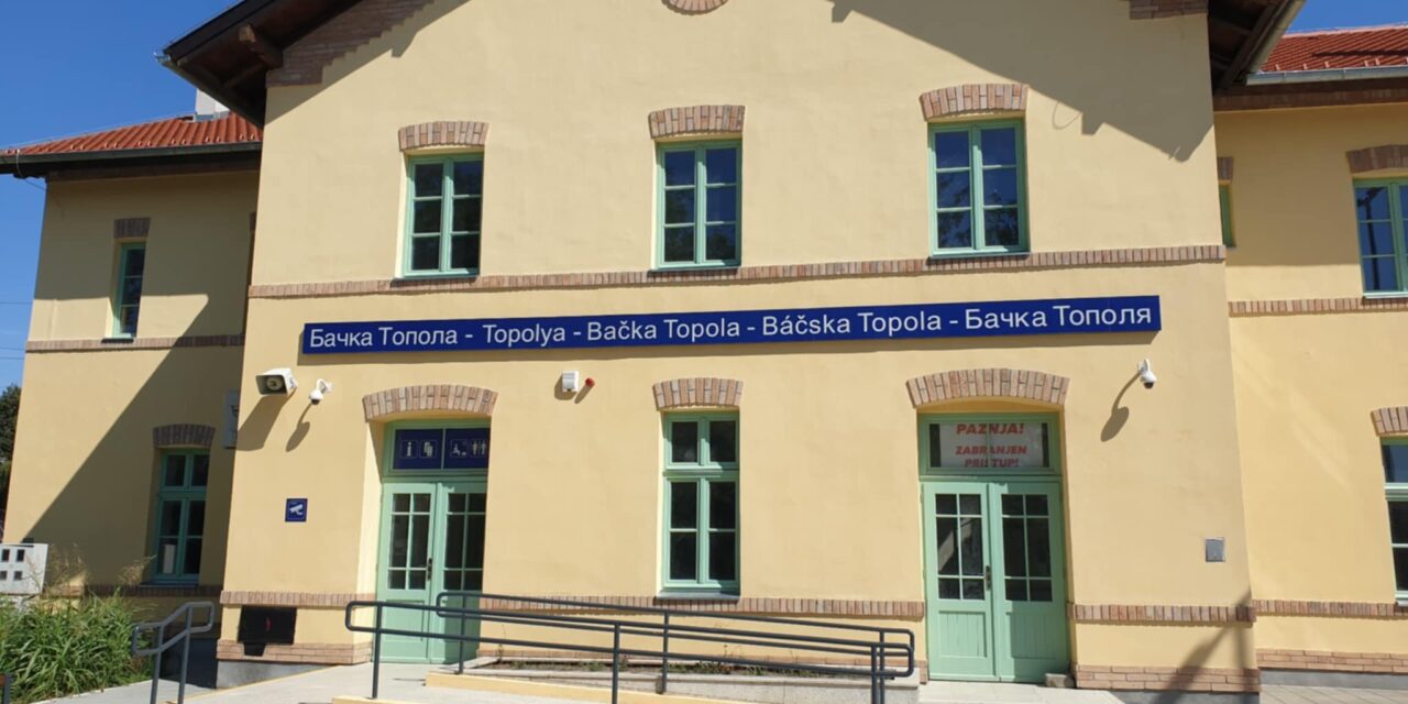 Decemberig befejeződnek a munkálatok a topolyai vasútállomáson