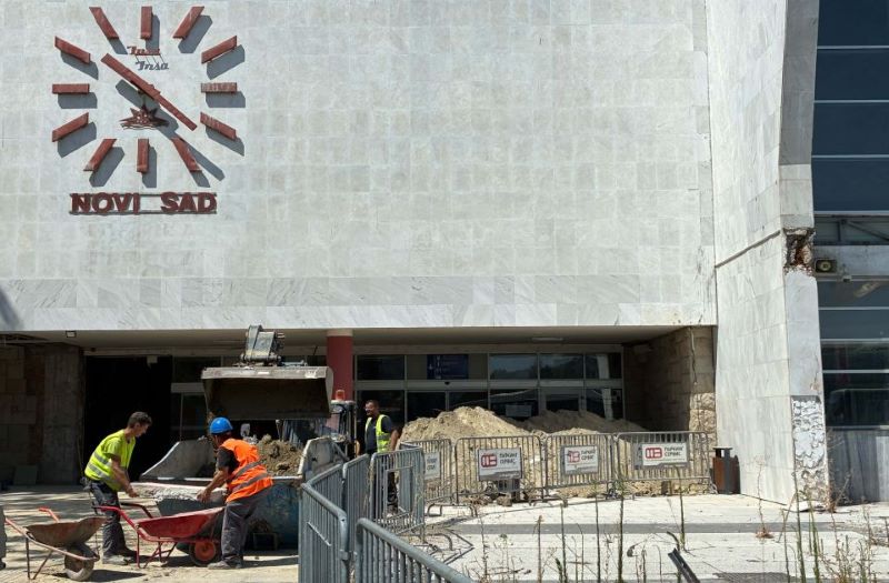 Folyamatban van az újvidéki vasútállomás két szárnyának helyreállítása