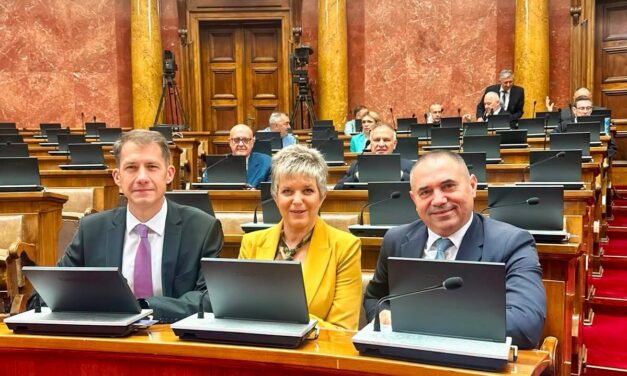 VMDK: A VMSZ nem Szerbiát védi, hanem a Szerb Haladó Párt hatalmát