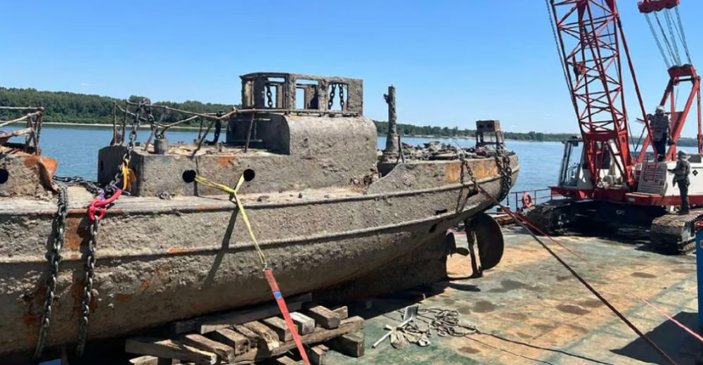 A német flotta 21 hajóját emelik ki a Dunából