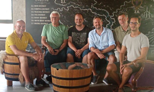 Titkos receptúrával készül a topolyai brandy