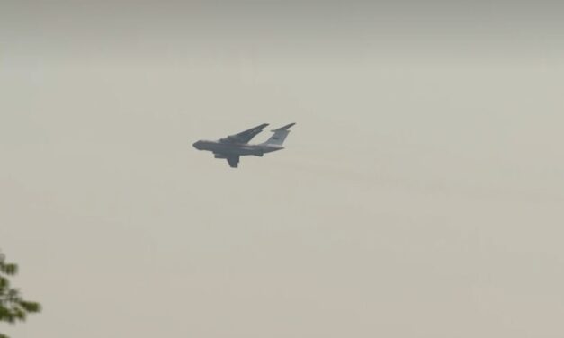 <span class="entry-title-primary">Orosz Il–76-os oltja a tüzet a Delibláti-homokpusztán</span> <span class="entry-subtitle">Egyetlen bevetés során 42 tonna vizet képes ledobni</span>