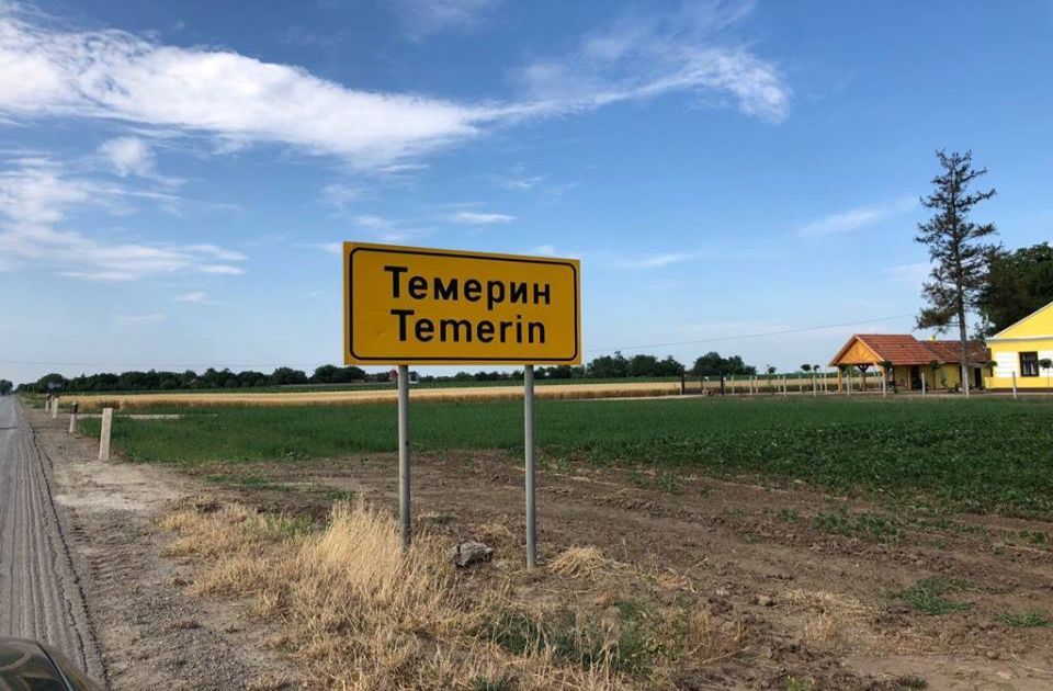 Ég a szeméttelep, rendkívüli helyzetet hirdettek Temerin községben
