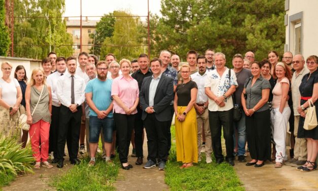 Új korszak küszöbén – Átrendeződő vajdasági magyar politika