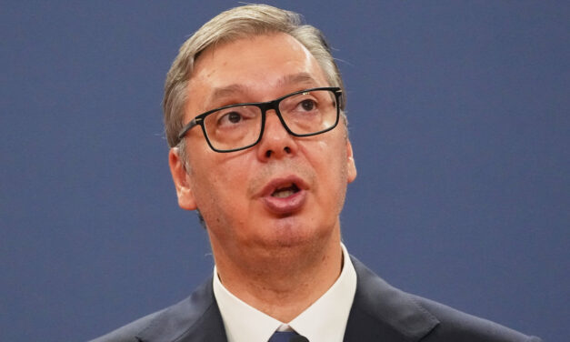 Vučić: A jelenlegi hatalommal szemben nem lesz lusztráció
