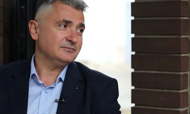 Srdanović: Ez nem Vučić és köztem zajló harc, hanem Szerbia népének harca a gonosz ellen