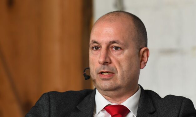 Međak: A haladók kizárása lenne a leghasznosabb Szerbiának
