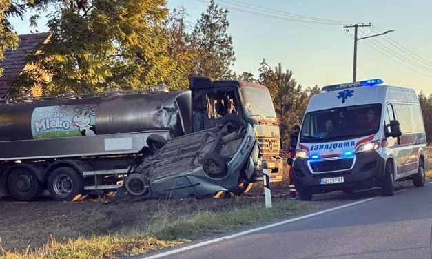 Súlyos közlekedési baleset történt a Szabadka–Bajmok úton, egy nő életét vesztette