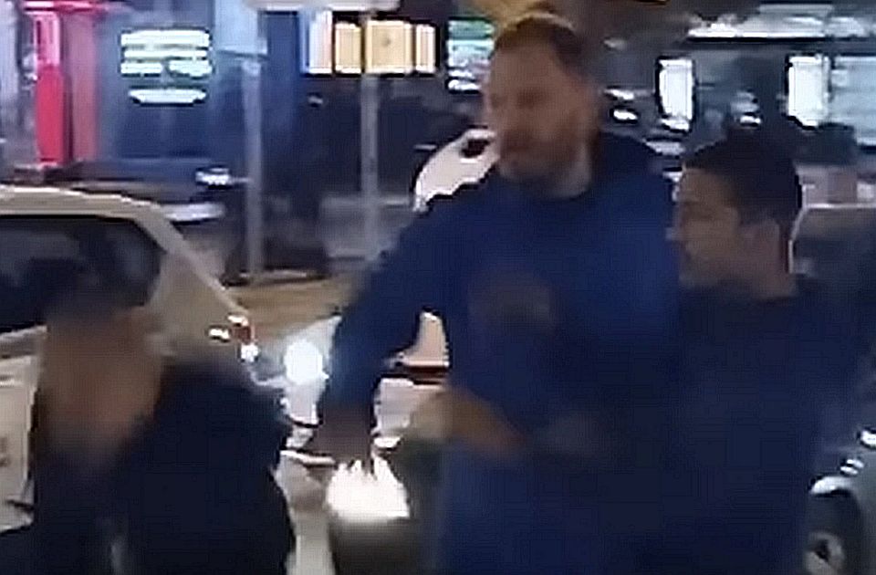 Verekedés Újvidéken a hatalom és az egyetemisták tábora között