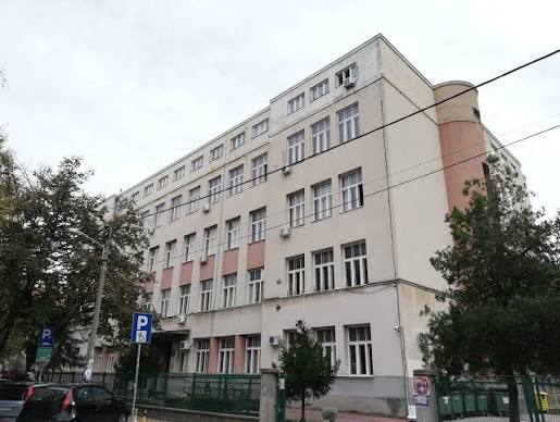 <span class="entry-title-primary">Hetven napja nem kaptak fizetést a Bölcsészettudományi Kar dolgozói</span> <span class="entry-subtitle">Csütörtökre tüntetést jelentettek be, a miniszter szerint az ott dolgozók "nem engedelmeskednek az államnak"</span>