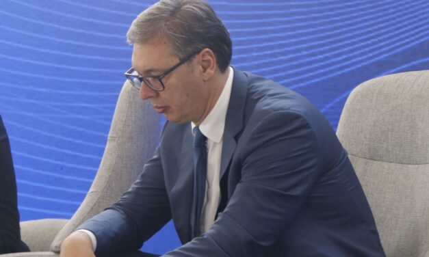 The Times: Vučić állítólag erőszakra készült a választás éjszakáján
