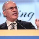 Kaszparov: Biztonsági szolgálatok figyelmeztettek, hogy veszélyben az életem