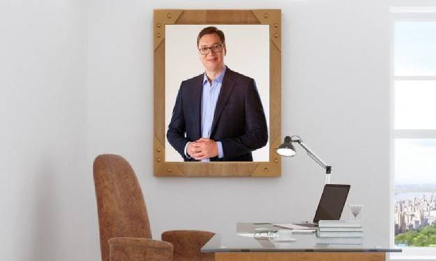 Folytatódik a volt államfő portréinak eltávolítása az intézményekből